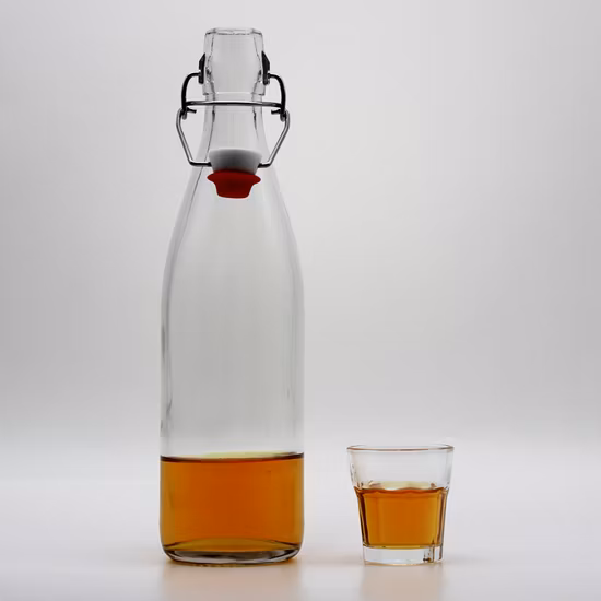 Venta al por mayor de botellas de vidrio de tapa fácil reutilizables de 250 ml con tapón superior abatible de cerámica para salsa/vinagre/aceite/leche/líquido
