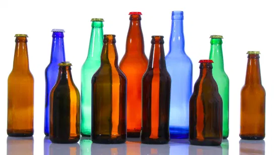 Botellas de cerveza de vidrio ámbar con tapa